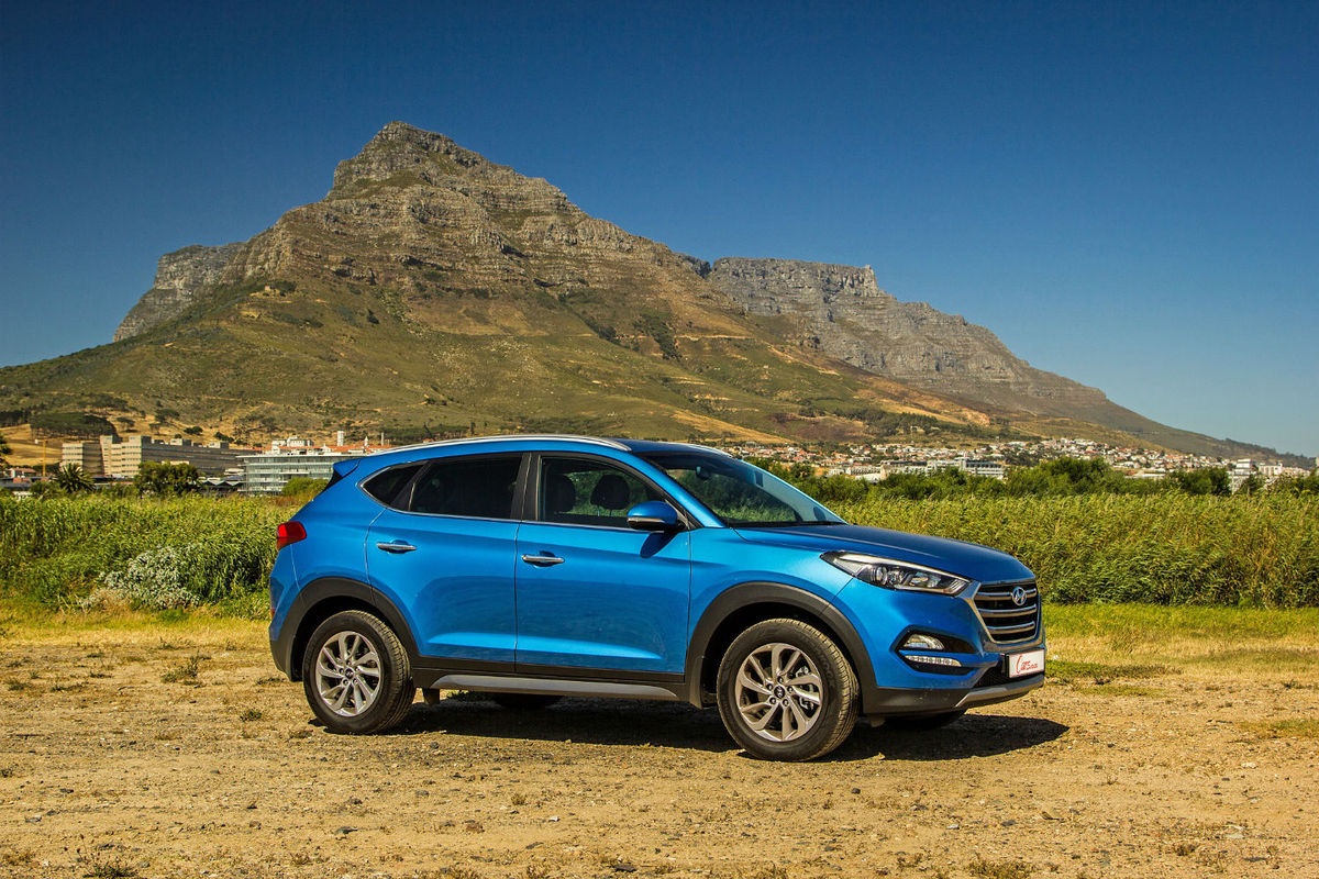 Hyundai Tucson 1.7 CRDi Executive (2017) Review  Cars.co.za